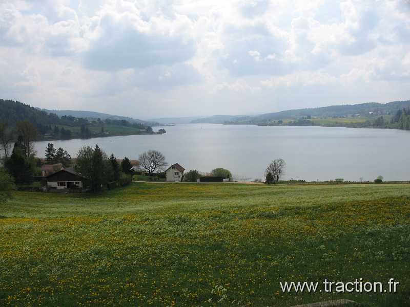 2011_CVAAM_35ans_13_Tour_du_Lac (26).JPG - 35 Ans du CVAAM, sortie dans le Doubs et le Jura, du 26 Avril au 1er Mai 2011, ballade autour du lac de Vouglans